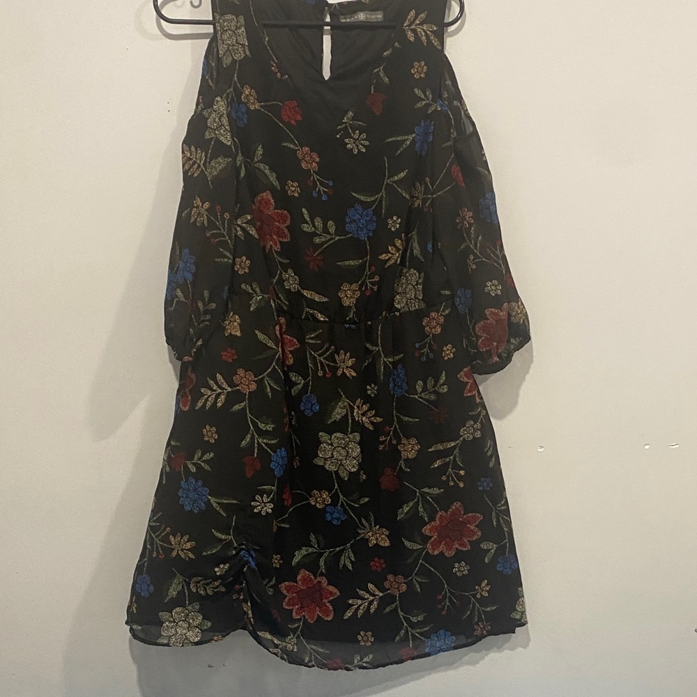 Chic Black Floral Long Sleeve Dress